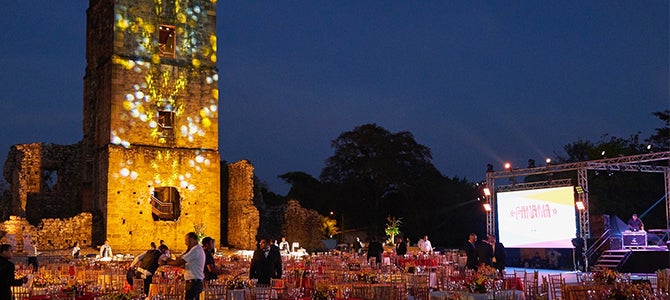 Nu Skin Americas Celebrates Success in Panama 2017 Nu Skin’s top distributors celebrate their success at the Playa Bonita Resort in Panama